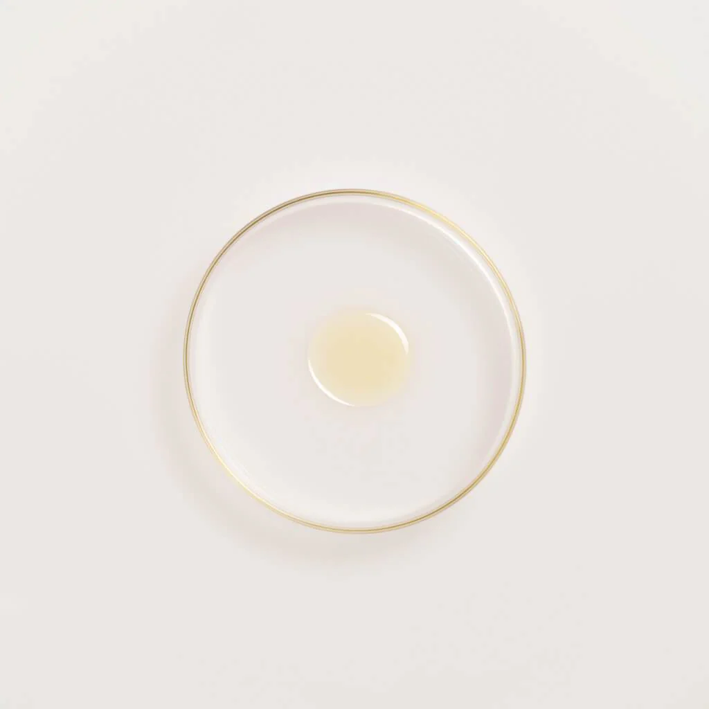 iYURA Trahnna Heart-Leaved Moonseed Protectionist Body Soother  - Image 2